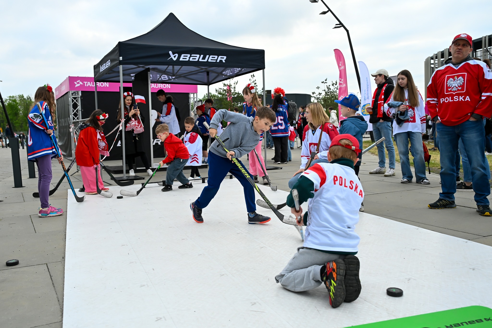 Strefa Bauer Hockey, w czasie trwania Mistrzostw Świata w hokeju na lodzie - Sosnowiec 2026