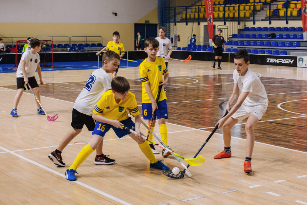 Gra w unihokeja to wspaniała zabawa. 
